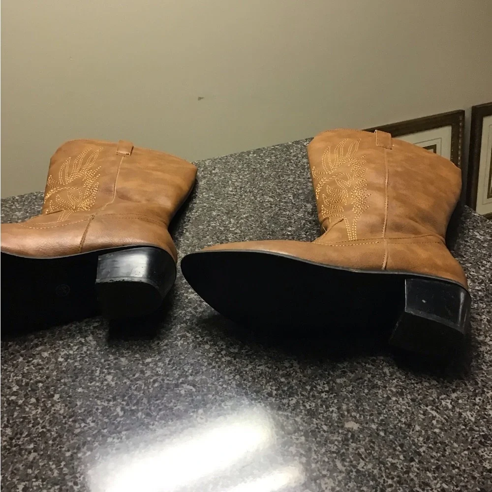 Women’s Cowboy Boots. Size 38. - Picture 4 of 4